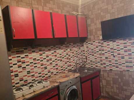 1 otaqlı həyət evi/bağ evi - Biləcəri q. - 30 m²