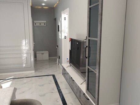 3 otaqlı köhnə tikili - Bayıl q. - 72 m²