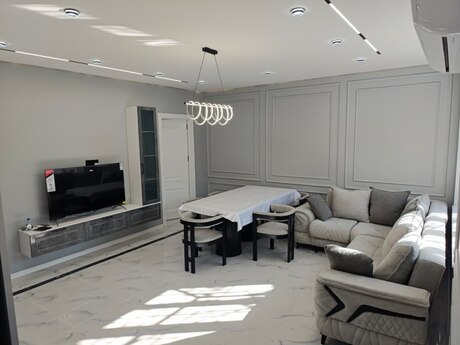 3 otaqlı köhnə tikili - Bayıl q. - 72 m²