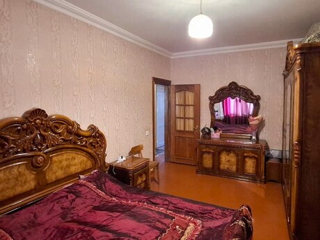 4 otaqlı köhnə tikili - Azadlıq Prospekti m. - 110 m²