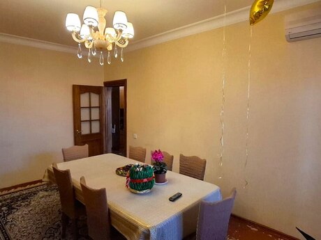 4 otaqlı köhnə tikili - Azadlıq Prospekti m. - 110 m²