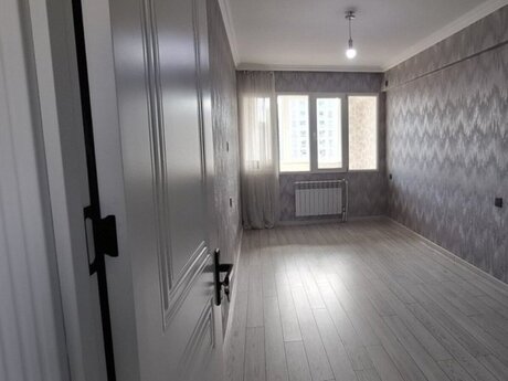 3 otaqlı köhnə tikili - İnşaatçılar m. - 70 m²