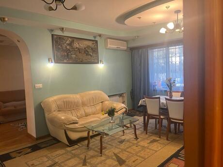 Elan №6115749 - Bakı, Nərimanov r., 3 otaqlı, 83 m², 1/9 mərtəbə