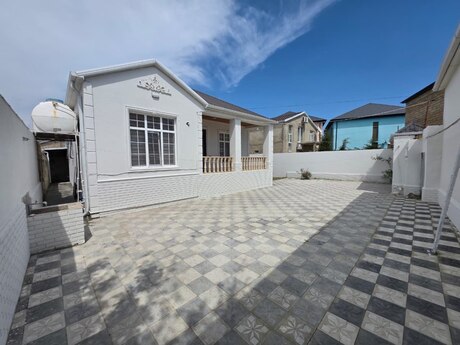 4 otaqlı həyət evi/bağ evi - Xəzər r. - 130 m²