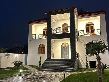 7 otaqlı həyət evi/bağ evi - Saray q. - 300 m²