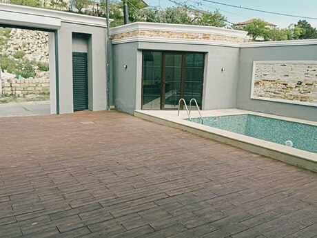 5 otaqlı həyət evi/bağ evi - Novxanı q. - 175 m²