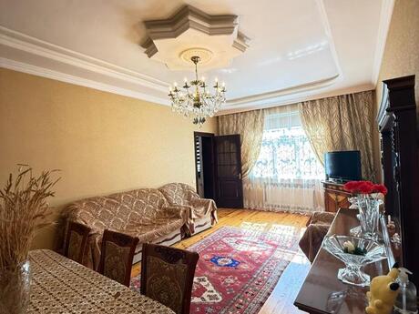 6 otaqlı həyət evi/bağ evi - Əhmədli m. - 206 m²