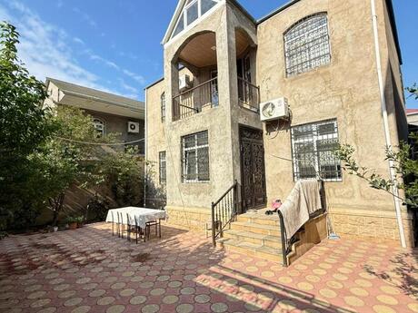 6 otaqlı həyət evi/bağ evi - Əhmədli m. - 206 m²