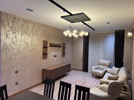 3 otaqlı yeni tikili - 8 Noyabr m. - 150 m²
