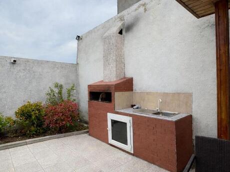 3 otaqlı həyət evi/bağ evi - Mərdəkan q. - 160 m²
