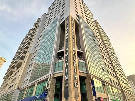 Elan №6115828 - Bakı, Nərimanov r., 4 otaqlı, 160 m², 12/17 mərtəbə