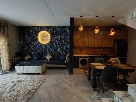 3 otaqlı həyət evi/bağ evi - Novxanı q. - 124 m²