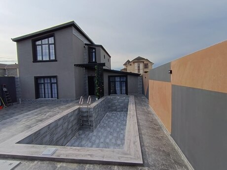 3 otaqlı həyət evi/bağ evi - Novxanı q. - 124 m²