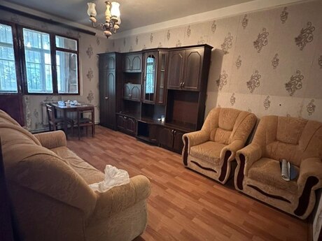 2 otaqlı köhnə tikili - Memar Əcəmi m. - 55 m²