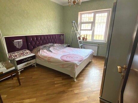 4 otaqlı köhnə tikili - Biləcəri q. - 110 m²