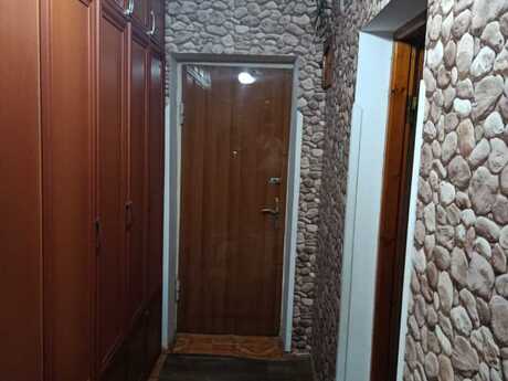 4 otaqlı köhnə tikili - Suraxanı r. - 75 m²