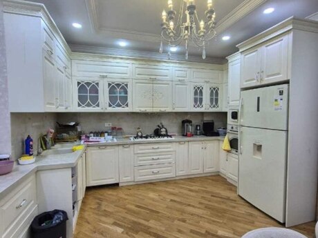 3 otaqlı yeni tikili - Elmlər Akademiyası m. - 145 m²