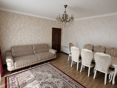 4 otaqlı köhnə tikili - Elmlər Akademiyası m. - 110 m²