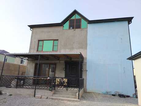 5 otaqlı həyət evi/bağ evi - Hövsan q. - 400 m²