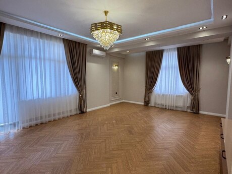 Elan №6115911 - Bakı, 28 May m., 3 otaqlı, 132 m², 10/17 mərtəbə