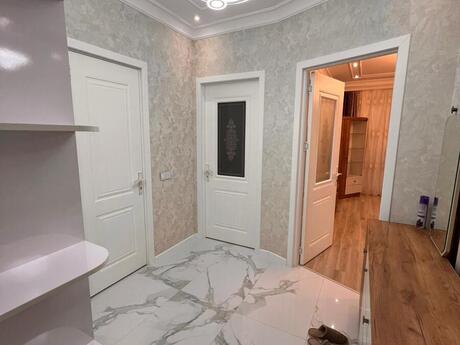 2 otaqlı yeni tikili - 8 Noyabr m. - 74 m²