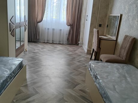 2 otaqlı köhnə tikili - Köhnə Günəşli q. - 55 m²