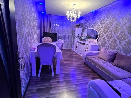2-комн. вторичка - м. Халглар Достлугу - 70 м²