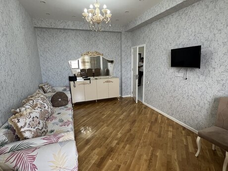 2 otaqlı yeni tikili - Qara Qarayev m. - 70 m²