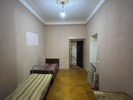 1 otaqlı köhnə tikili - Nəriman Nərimanov m. - 17 m²