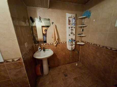 2 otaqlı köhnə tikili - Xətai r. - 76 m²