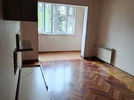 4 otaqlı köhnə tikili - Qara Qarayev m. - 95 m²