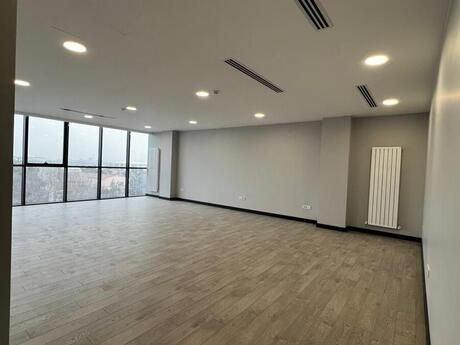 1 otaqlı ofis - Dərnəgül m. - 78 m²