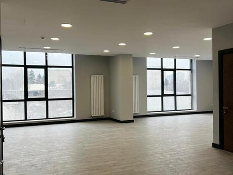1 otaqlı ofis - Dərnəgül m. - 78 m²
