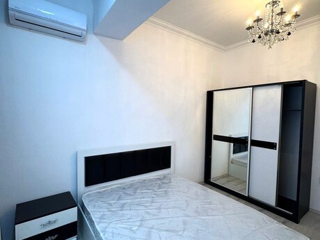 2 otaqlı yeni tikili - 28 May m. - 60 m²