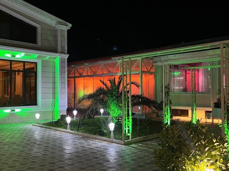 5 otaqlı həyət evi/bağ evi - Mərdəkan q. - 220 m²
