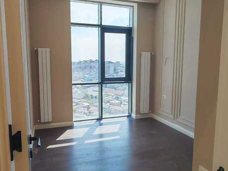 3 otaqlı köhnə tikili - Bakmil m. - 81 m²