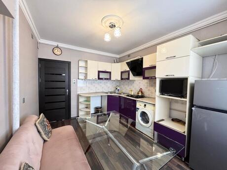 2 otaqlı köhnə tikili - Yeni Günəşli q. - 65 m²
