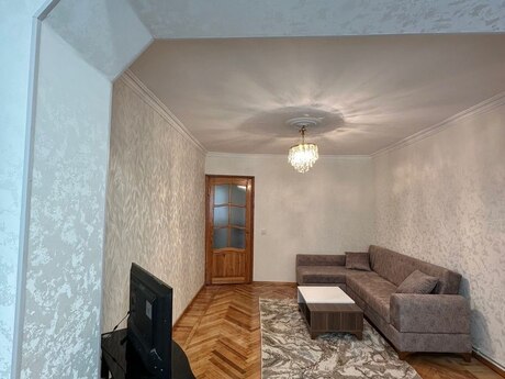 2 otaqlı köhnə tikili - Nərimanov r. - 65 m²