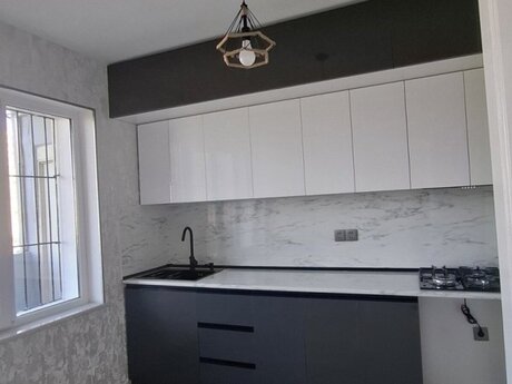 2 otaqlı köhnə tikili - İnşaatçılar m. - 75 m²