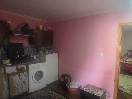 2 otaqlı həyət evi/bağ evi - Sabunçu r. - 30 m²