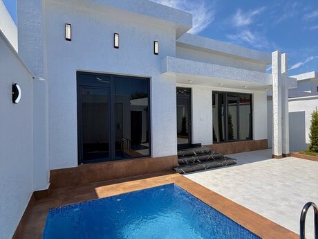 4 otaqlı həyət evi/bağ evi - Mərdəkan q. - 120 m²