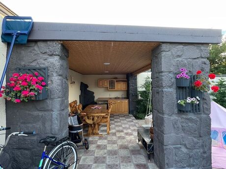 4 otaqlı həyət evi/bağ evi - Şüvəlan q. - 200 m²