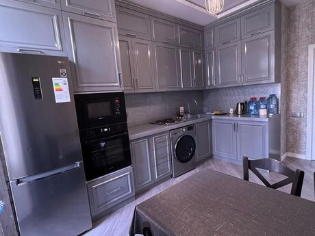 3 otaqlı yeni tikili - 28 May m. - 105 m²