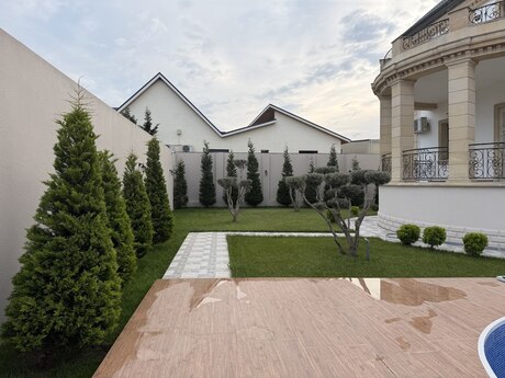 5 otaqlı həyət evi/bağ evi - Mərdəkan q. - 384 m²