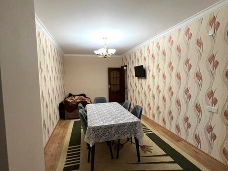 4 otaqlı köhnə tikili - Azadlıq Prospekti m. - 110 m²