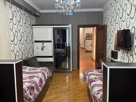 4 otaqlı yeni tikili - Elmlər Akademiyası m. - 213 m²