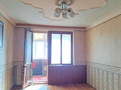 1 otaqlı köhnə tikili - Elmlər Akademiyası m. - 47 m²