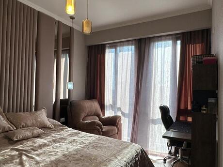 4 otaqlı yeni tikili - Yasamal q. - 125 m²