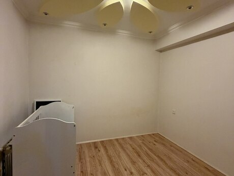 3-room apartment for rent, 80 m², Xalqlar Dostluğu: 600 ₼/mo 4