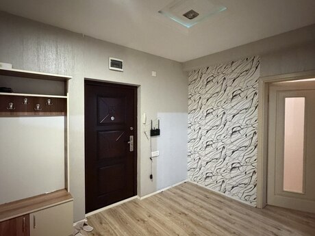 3-room apartment for rent, 80 m², Xalqlar Dostluğu: 600 ₼/mo 2